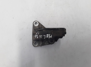 RENAULT Megane II (2002–2009) Front drive shaft bracket 8200187544 - 2