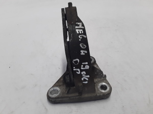RENAULT Megane II (2002–2009) Front drive shaft bracket 8200187544 - 3