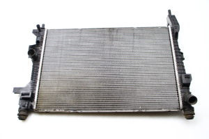 Ford Focus (2011–2018) Cooling radiator BV618005BB - 3