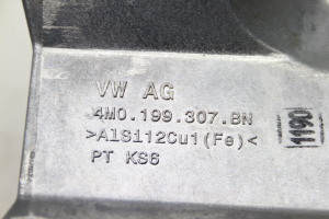 AUDI A4 B9 (2015–2026) Support de fixation moteur 4M0199307BN - 4