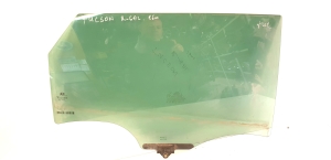 Rear side door glass - 
