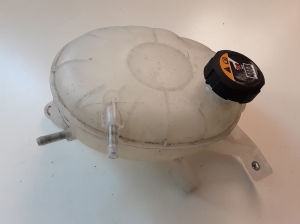 Coolant reservoir - 25430G2000