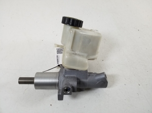   Master cylinder 