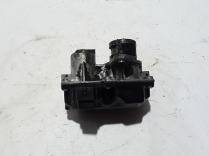  EGR valve 