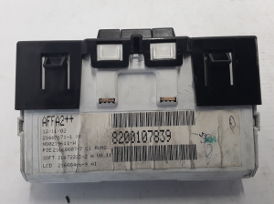 RENAULT Megane II (2002–2009) Screen 8200107839 - 3