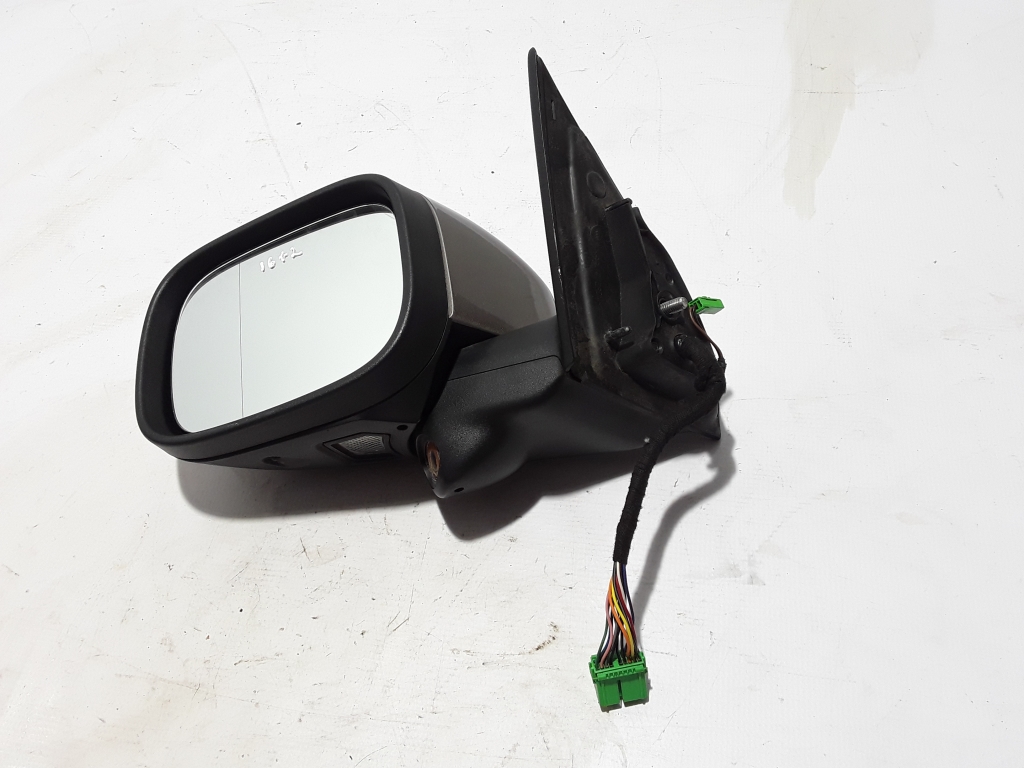 Used VOLVO XC90 Side mirror and its details 31297443