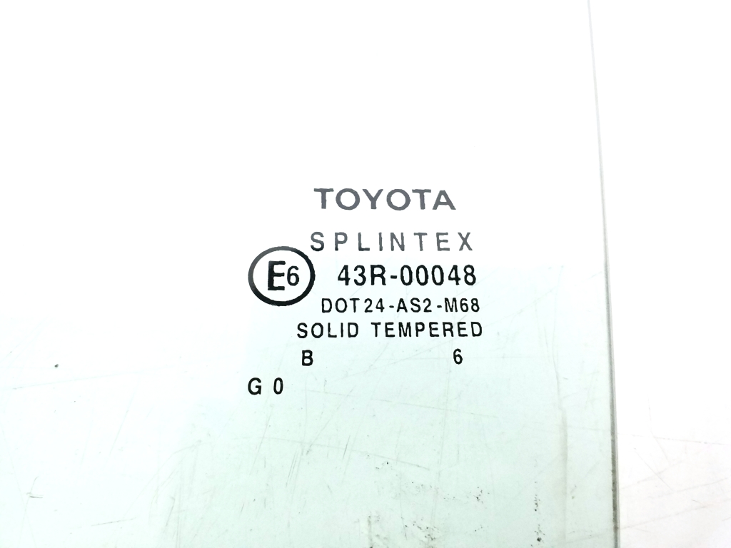 TOYOTA Corolla 9 generation E120/E130 (2000-2007) Verre de porte coulissante côté gauche 68104-02080 21027459