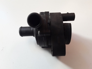 Mercedes Benz CLA-Class W117 (2013–2019) Tsirkulatsioonipump 02775817 - 4