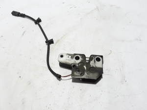 Volkswagen Caddy III (2004–2015) Hood latch 1K8823509G - 3