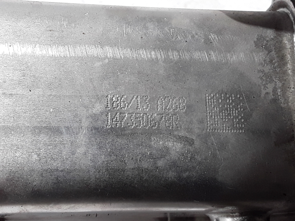 Used RENAULT Trafic EGR valve cooler 147350678R