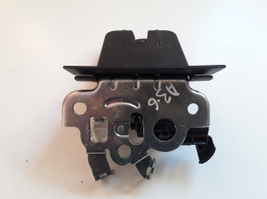 AUDI A3 8V (2012–2020) Trunk lid lock 8R0827505 - 2