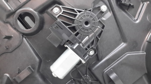 Mercedes Benz B-Class 246 (2011–2017) Rear side door window regulator A2467300179 - 2