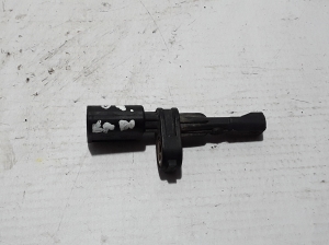 Rear ABS sensor - 2K0927807