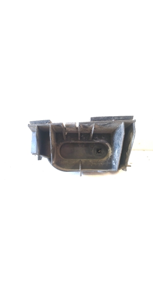  Rear bumper bracket 