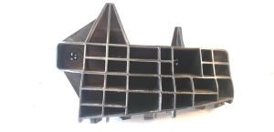 Rear bumper bracket - 52563-05061