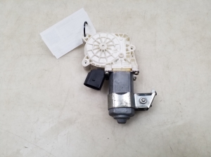 BMW 5 SERIES E61 (2004–2010) Rear side door window regulator motor 6922319 - 5