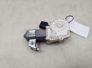   Hinterer Seitentür-Fensterhebermotor  - 6922319 