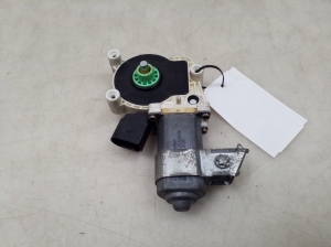 BMW 5 SERIES E61 (2004–2010) Rear side door window regulator motor - 3