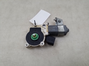 BMW 5 SERIES E61 (2004–2010) Rear side door window regulator motor - 4