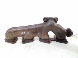 Mercedes Benz A-Class 176 (2012–2018) Exhaust manifold A6511400709 - 4