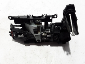 BMW 5 SERIES F07 (2009–2017) Front door external opening handle and its details - 4