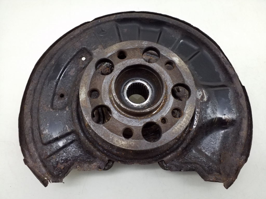 MERCEDES-BENZ C-Class W204/S204/C204 (2004-2015) Rear Left Wheel Hub A2043500341 20979213