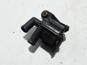 BMW 5 SERIES F07 (2009–2017) Auxiliary water pump 9230236 - 3
