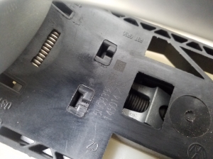 Skoda Superb (2008–2015) Rear side door exterior handle and its parts - 3