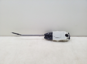 Skoda Superb (2008–2015) Rear side door exterior handle and its parts - 5