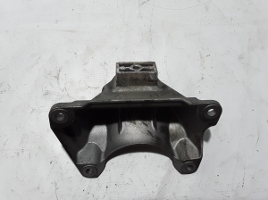   Gearbox bracket  - 6781229 
