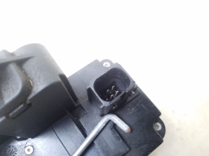 Opel Vectra C (2002–2008) Rear side door lock 13210762 - 2