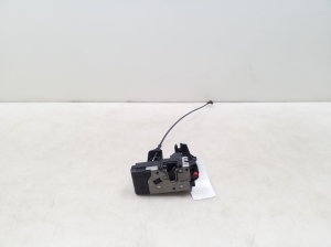 Opel Vectra C (2002–2008) Rear side door lock 13210762 - 5