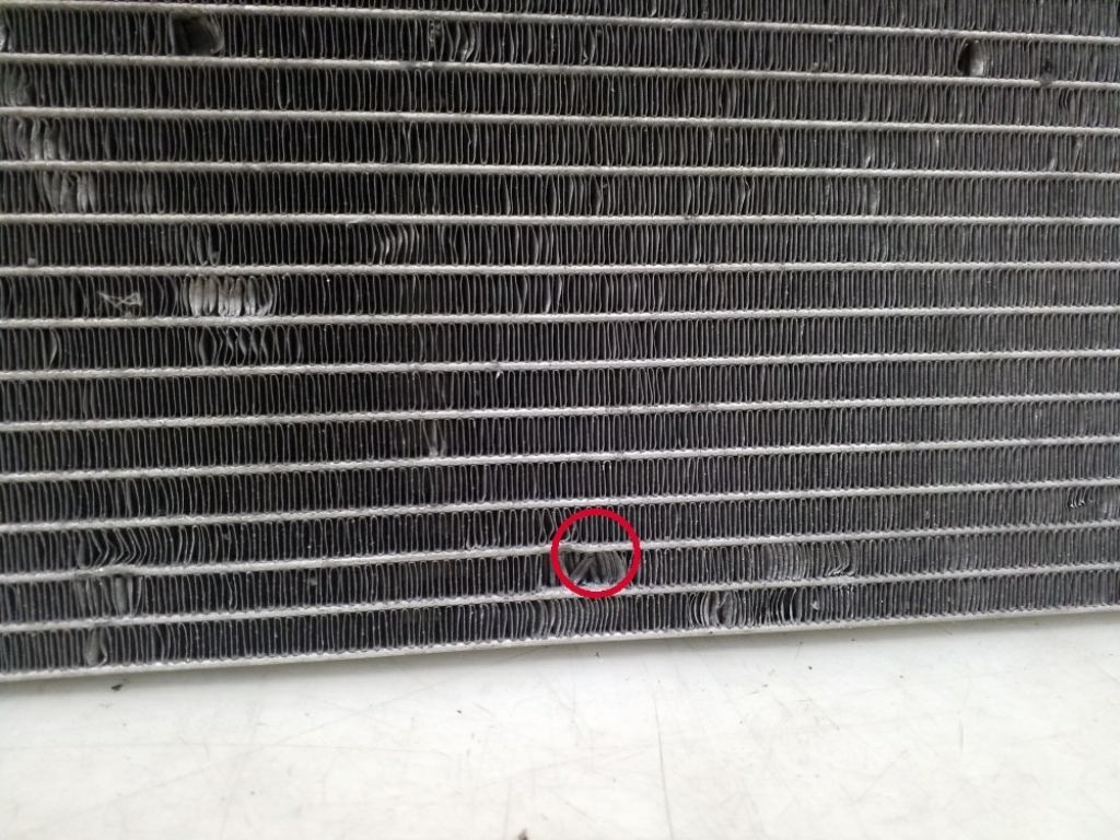 VOLVO V70 3 generation (2007-2020) A/C Radiator 25064767