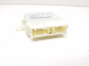 Mercedes Benz C-Class 204 (2007–2014) Parking system control unit A2049009201 - 2