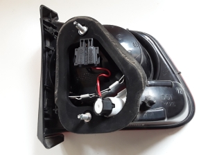 Volkswagen Tiguan (2007–2016) Tagatuli tagaluugil 5N0945094C - 2