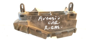 TOYOTA Avensis T27 (2008–2019) Rear bumper bracket 52562-05040 - 2