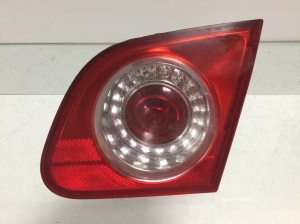 Volkswagen Passat B6 (2005–2010) Tagatuli tagaluugil 3C5945094F - 3