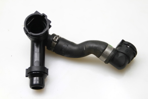 BMW 5 SERIES F11 (2010–2017) Jahutusradiaatori voolik 8518749 - 3