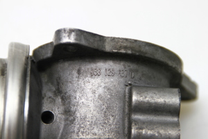  EGR valve 