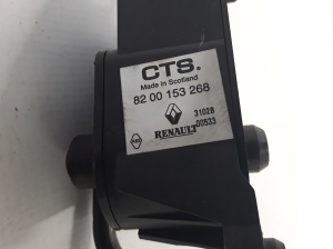 RENAULT Megane II (2002–2009) Accelerator pedal 8200153268 - 2