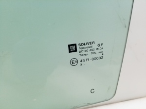 Opel Vectra C (2002–2008) Rear side door glass - 4