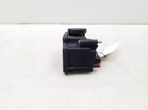 Mercedes Benz CLS-Class 219 (2004–2010) Roolivõimendi pumba paak A0004602383 - 2