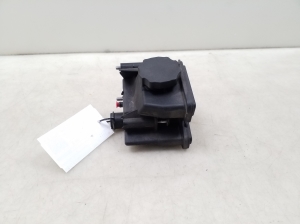 Mercedes Benz CLS-Class 219 (2004–2010) Roolivõimendi pumba paak A0004602383 - 5