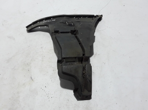 Front bumper bracket - 08693181