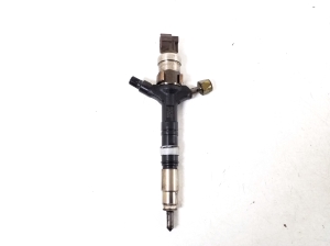   Fuel injector 