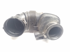  Air intake hose 