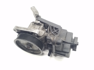  Power steering pump 