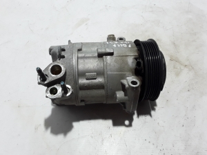   Air conditioner compressor 