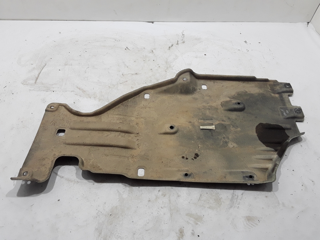 CHRYSLER Pacifica 2 generation (RU) (2016-2023) Rear Middle Bottom Protection 68244845AC 22444890