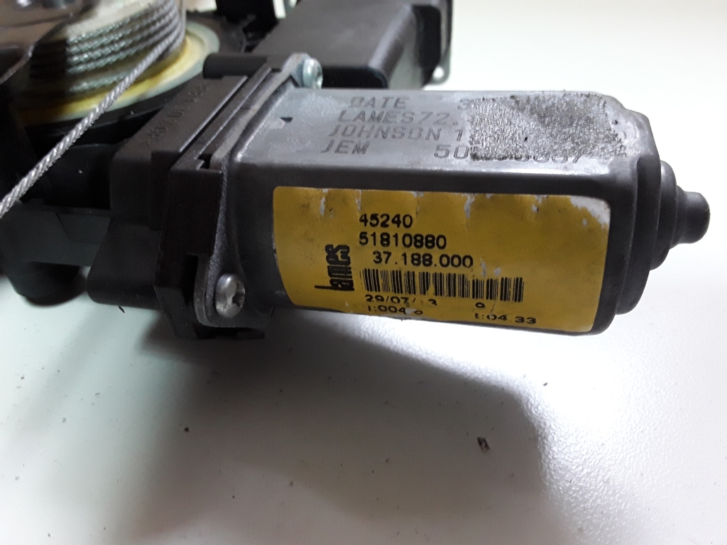 FIAT Doblo 2 generation (2009-2024) Стеклоподъемник передней левой двери 51810880 27800015